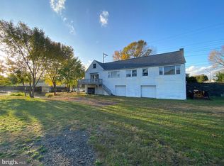 100 State Rd, Croydon, PA 19021