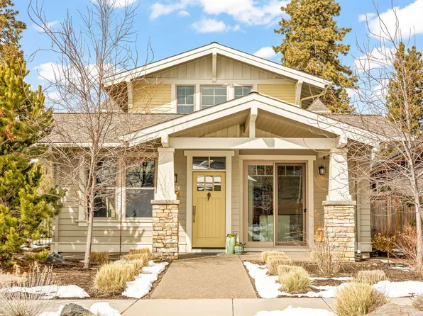 2720 NW Lemhi Pass Dr, Bend, OR 97703