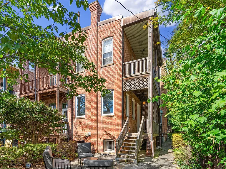 1754 Park Rd NW — Photo 26