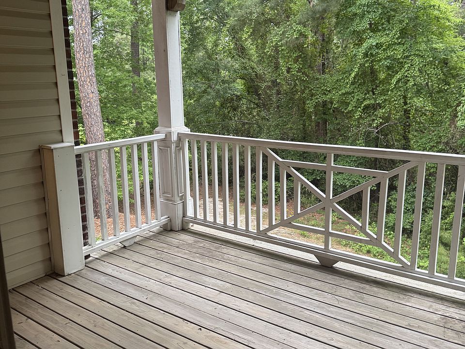 1st image of 320 Bubble Creek Ct Unit 7