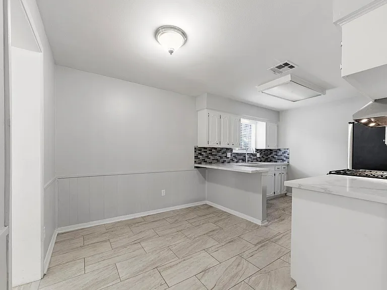 3507 Lake Ridge Bnd — Photo 14