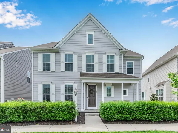 48 Meadow Creek Ln, Mechanicsburg, PA 17050