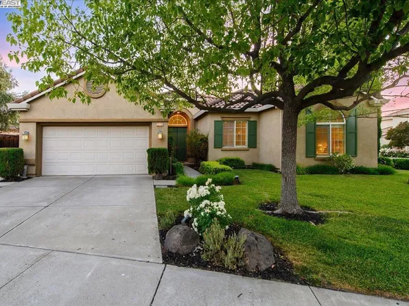 3499 Dennis Dr, Pleasanton, CA 94588