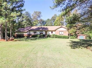 527 Kemp Rd, Mooresville, NC 28117