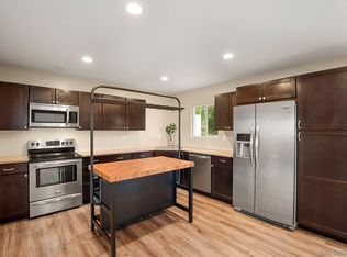 1661 San Luis Rey Ave, Vista, CA 92084