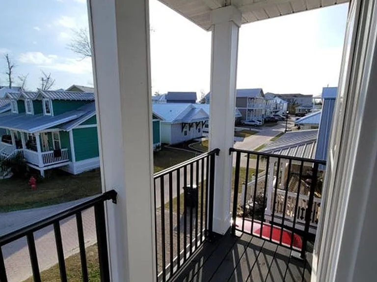 5817 Jasmine Ct — Photo 11