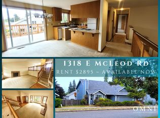 1318 McLeod Rd, Bellingham, WA 98226