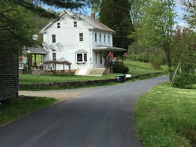 Bear Creek Rd — Photo 1