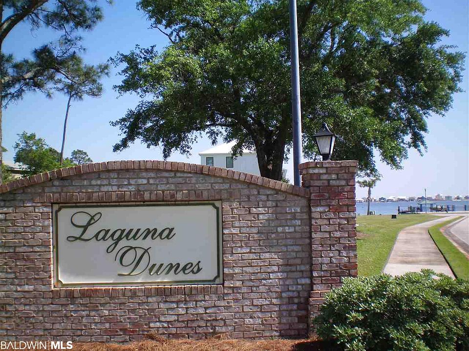1st image of Laguna Ct