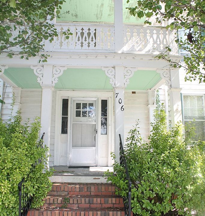 706 N Main St, Winton, NC 27986 Zillow