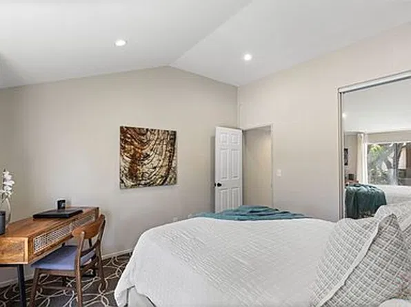 6100 Arbutus Ave Unit 34, Huntington Park, CA 90255