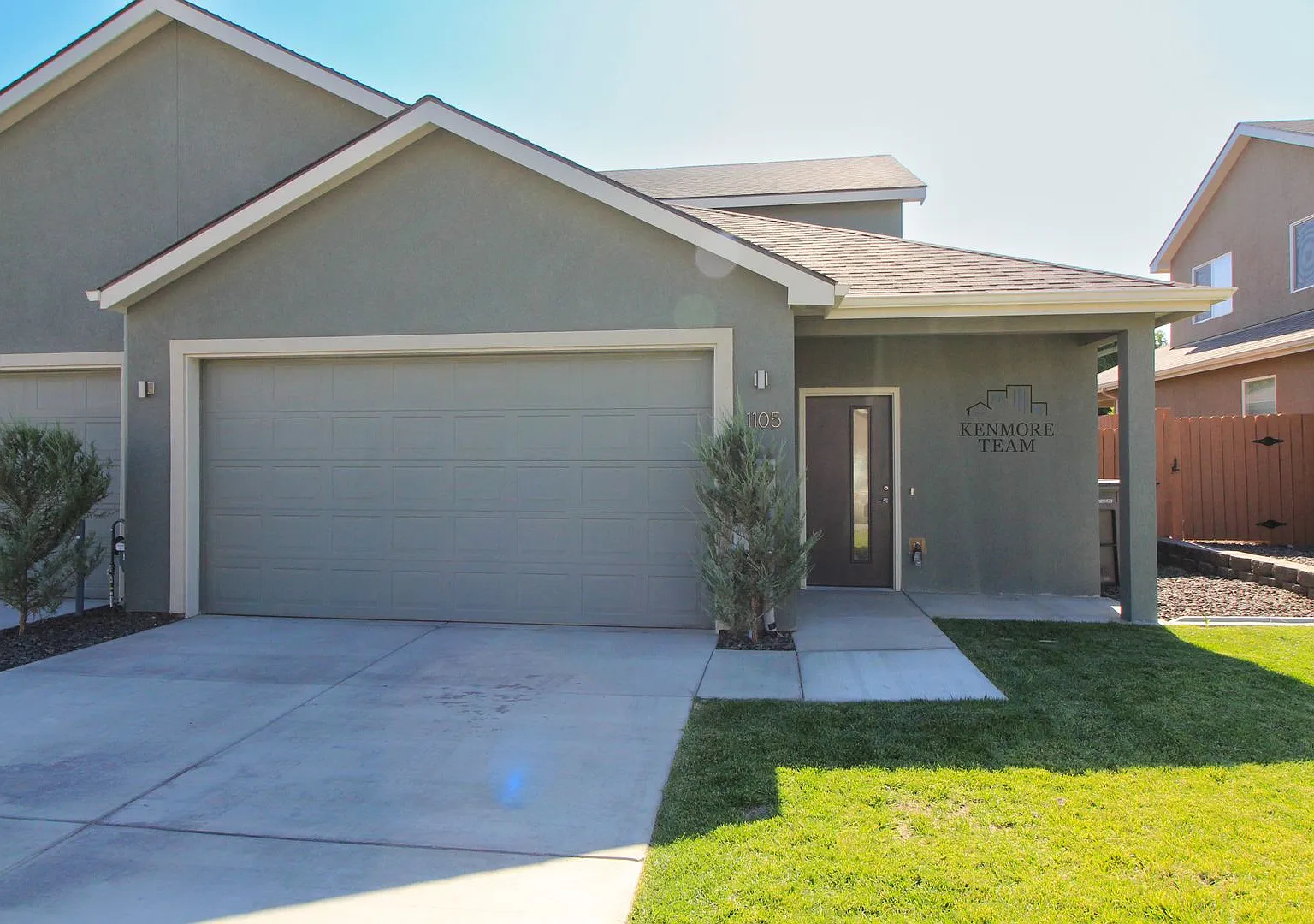 3 Bedroom, 2.5 Bath Townhome in Kennewick — Photo 1