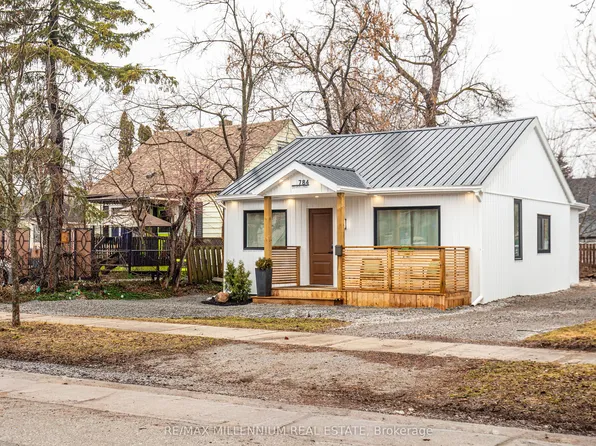 784 Duffus St, Peterborough, ON K9J 4K4