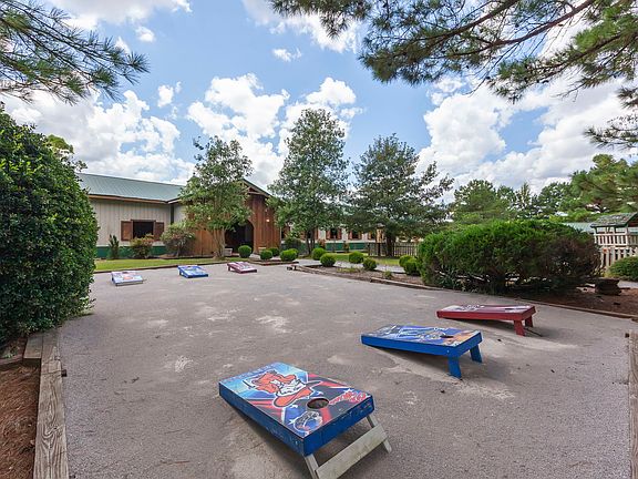 5th image of 620 Canale Way