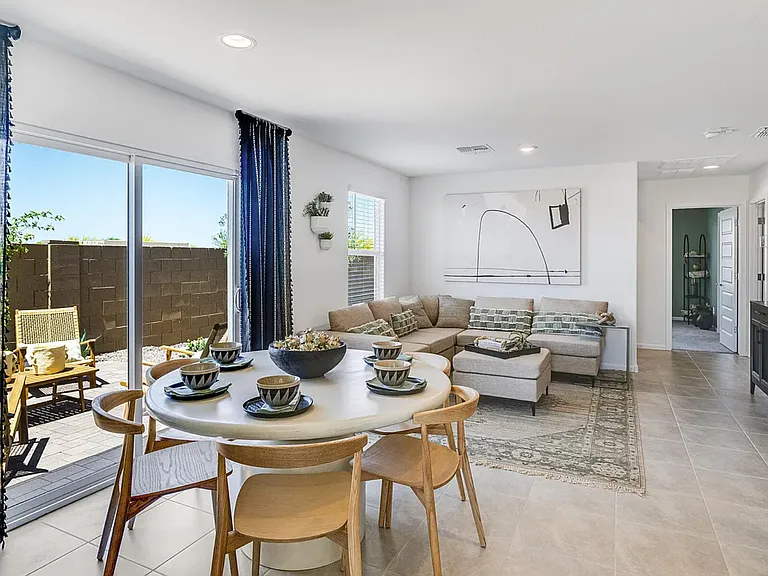 36545 W Mondragone Ln — Photo 5