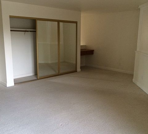 5th image of 5327 Port Sailwood Dr