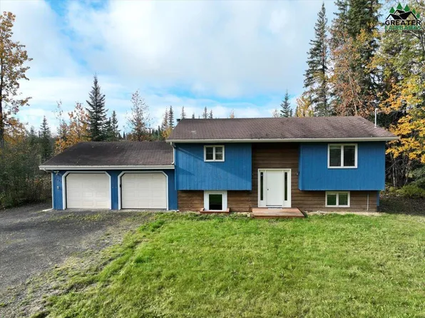 2733 Dawson Rd, North Pole, AK 99705