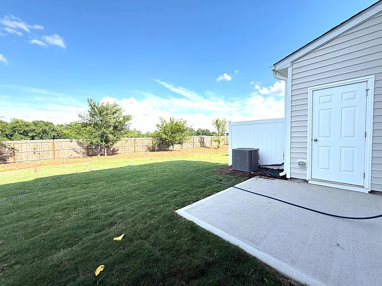 50 Amaryllis Ln — Photo 22