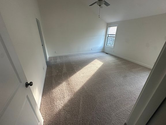 5th image of 652 Ramsey Rd