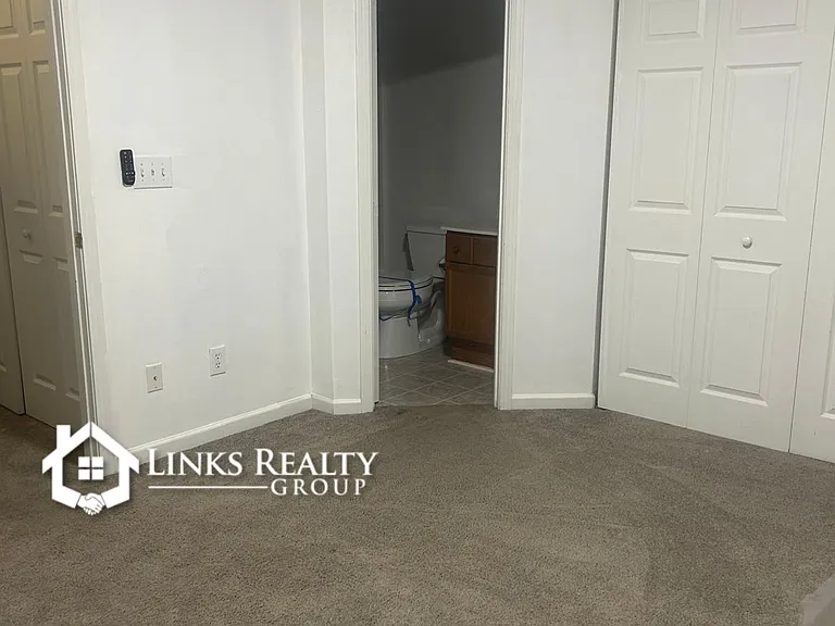 2208 Preakness Ct — Photo 8