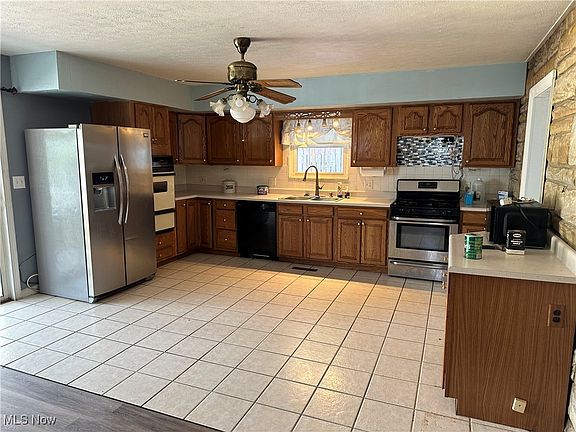 5th image of 2717 25th St