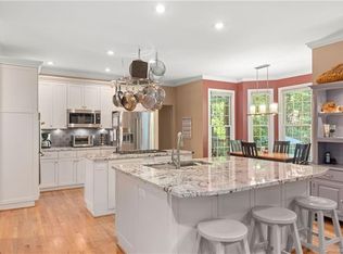 12 Dunnwoody Dr, Arden, NC 28704