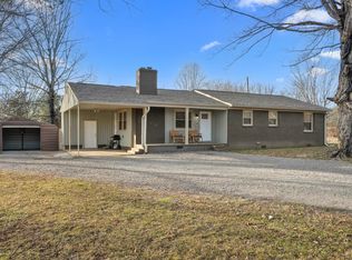 310 Crest Dr, Tullahoma, TN 37388