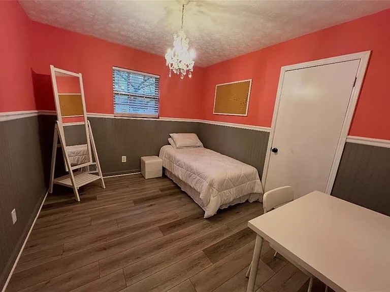 130 Shaw Dr — Photo 6