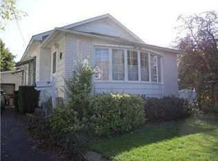 20 Bestview Ave, Bessemer, PA 16112