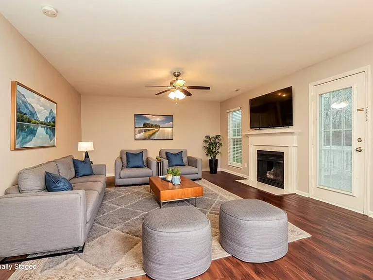 1514 Winter Ct — Photo 4
