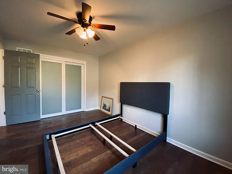 1221 N Quinn St #1 — Photo 30