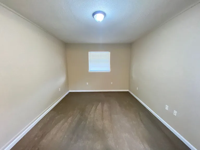 115 Meadow Park Dr — Photo 11