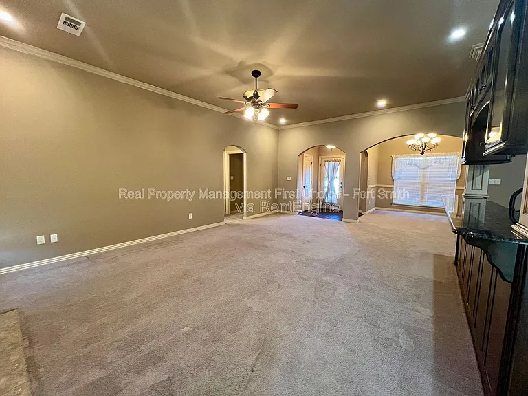 12200 Sycamore St — Photo 15