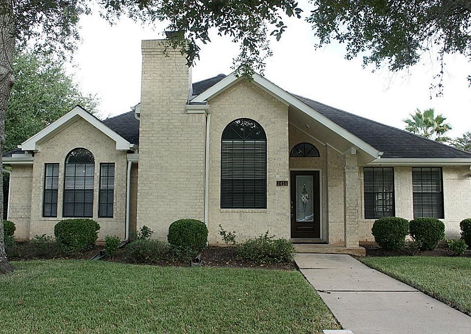 1st image of 3414 Amphora Cir