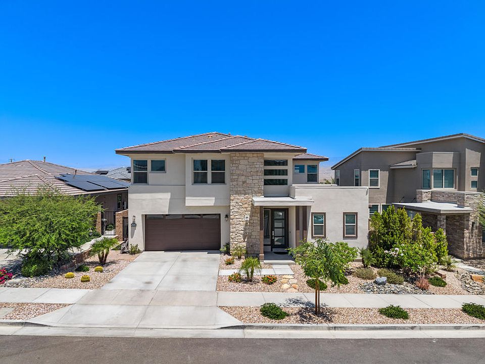 1st image of 74246 Royce Dr