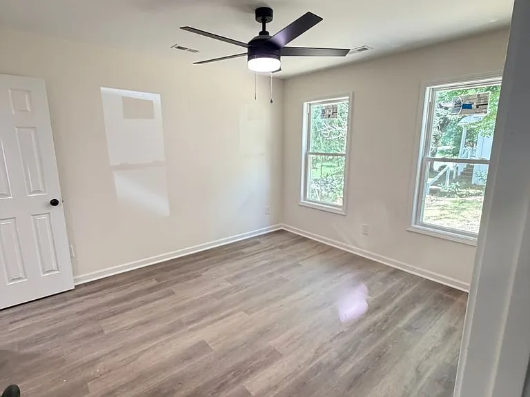 334 Dockery St #A — Photo 11