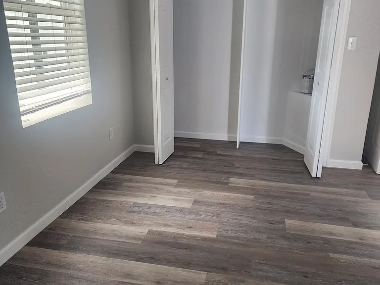307 Euclid St — Photo 10