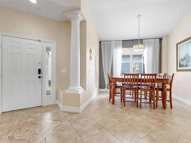 216 Montara Dr — Photo 4