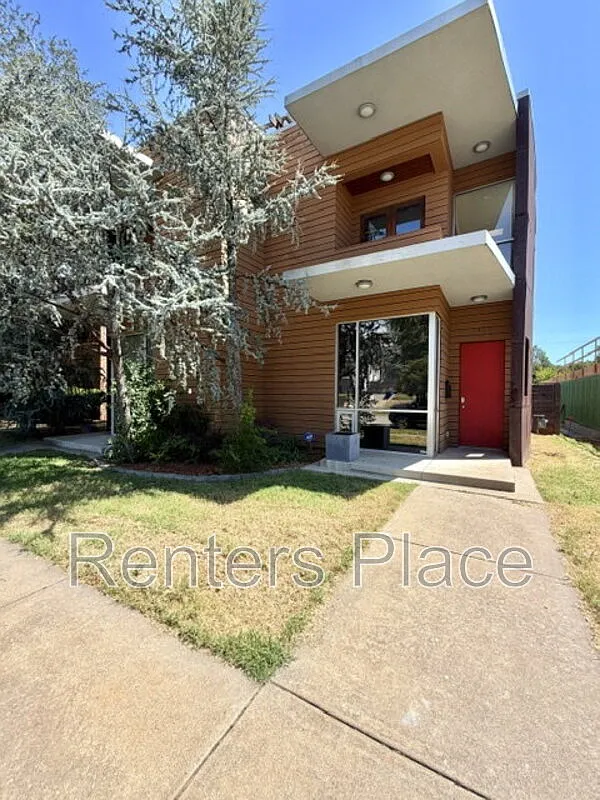 2 bed, 2.5 bath, 1606 sqft, $2,995 — Photo 1
