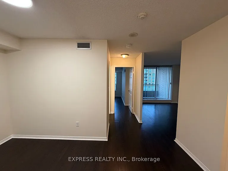 29 Pemberton Ave #1005 — Photo 8