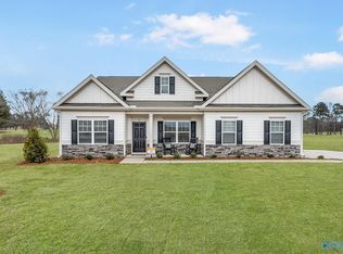 322 School House Dr, Decatur, AL 35603