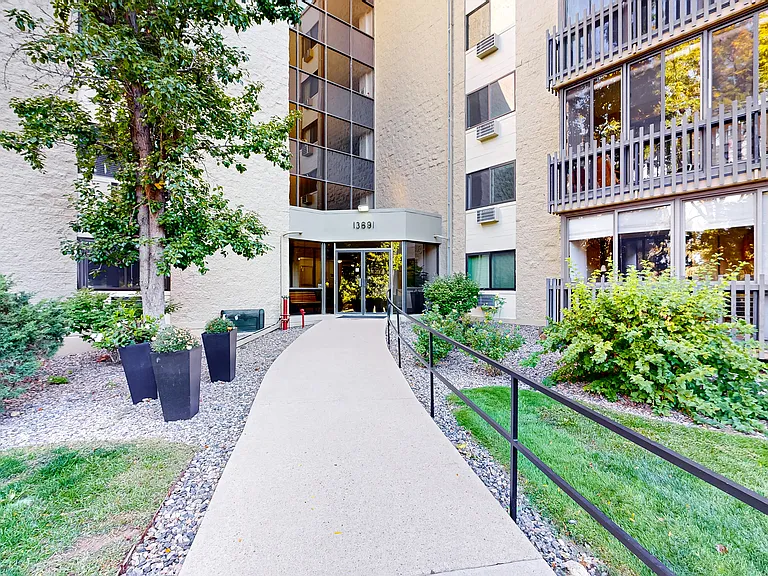 13691 E Marina Dr #405 — Photo 15