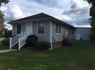 268 W Whitsett St, Graham, NC 27253