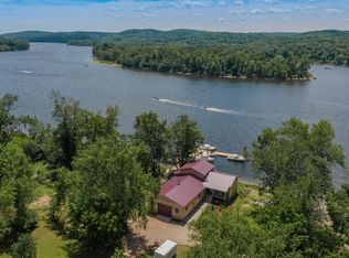 326 Rock Landing Rd, Haddam Neck, CT 06424