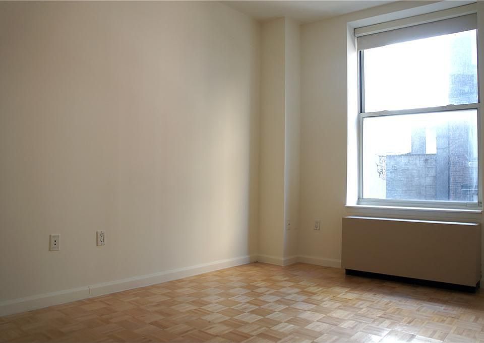 2nd image of 17 John St APT 4A