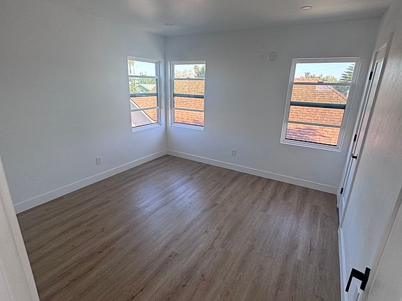 5th image of 9409 Baring Cross St #2