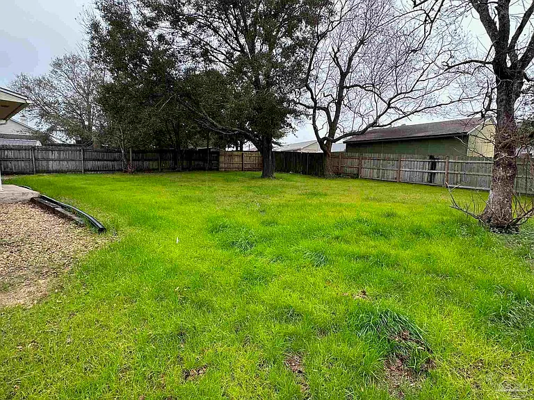 2374 Windstone Dr — Photo 13