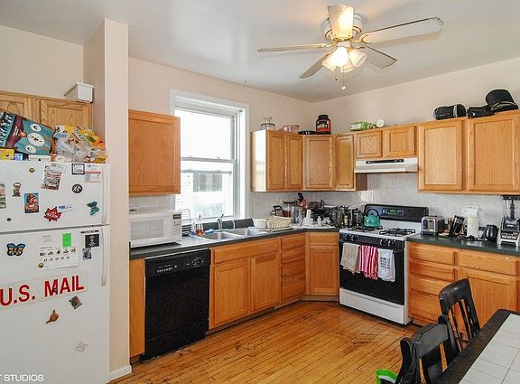 4th image of 4930 N Washtenaw Ave