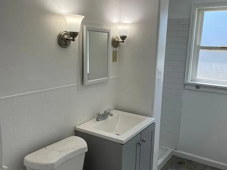 125 SE 7th Ave — Photo 7