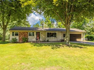 136 Benedict Rd, Pittsford, NY 14534